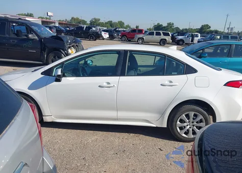 2021 Toyota Corolla Le из США, поврежденный, VIN 5YFEPMAE4MP249531